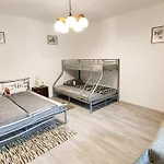 Pusztakisfalu Vendeghaz 2 Holiday home Lovaszheteny