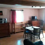 Pusztakisfalu Vendeghaz 2 Holiday home