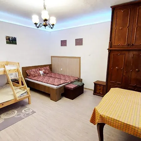 Pusztakisfalu Vendeghaz 2 Lovaszheteny