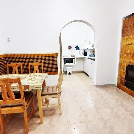 Holiday home Pusztakisfalu Vendeghaz 2 Lovaszheteny